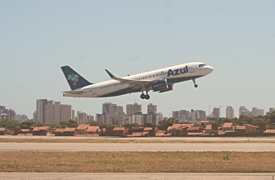 Azul terá 2.705 voos extras durante a alta temporada de verão; 174 serão para Fortaleza