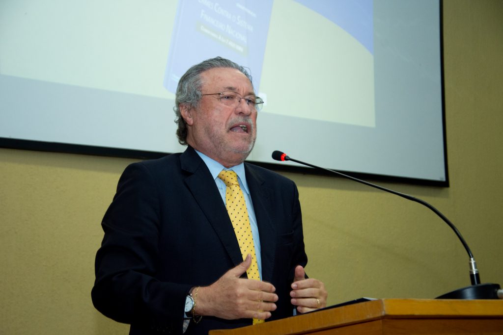 Cândido Albuquerque (22)