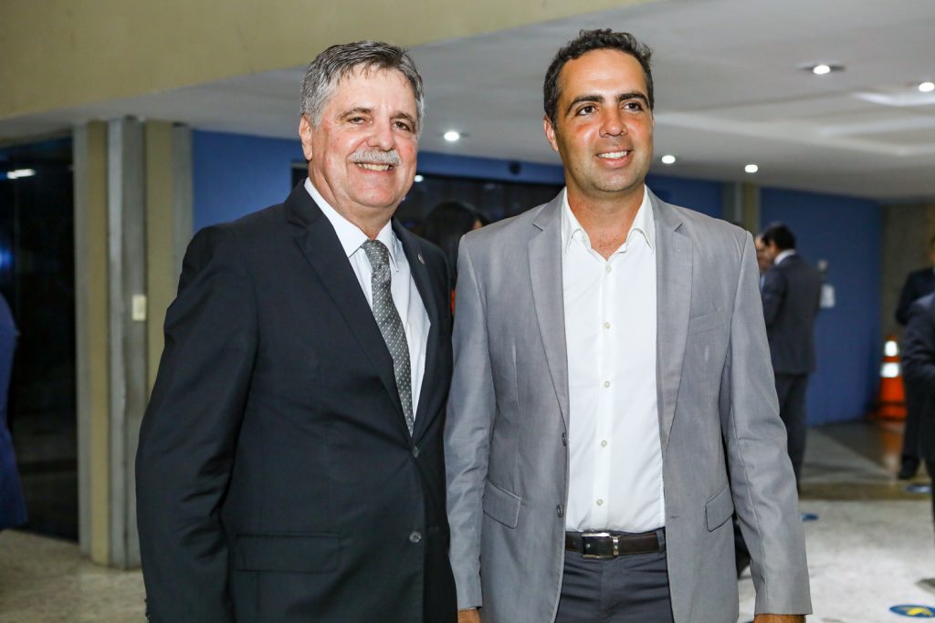 Carlos Gama E Gama Filho