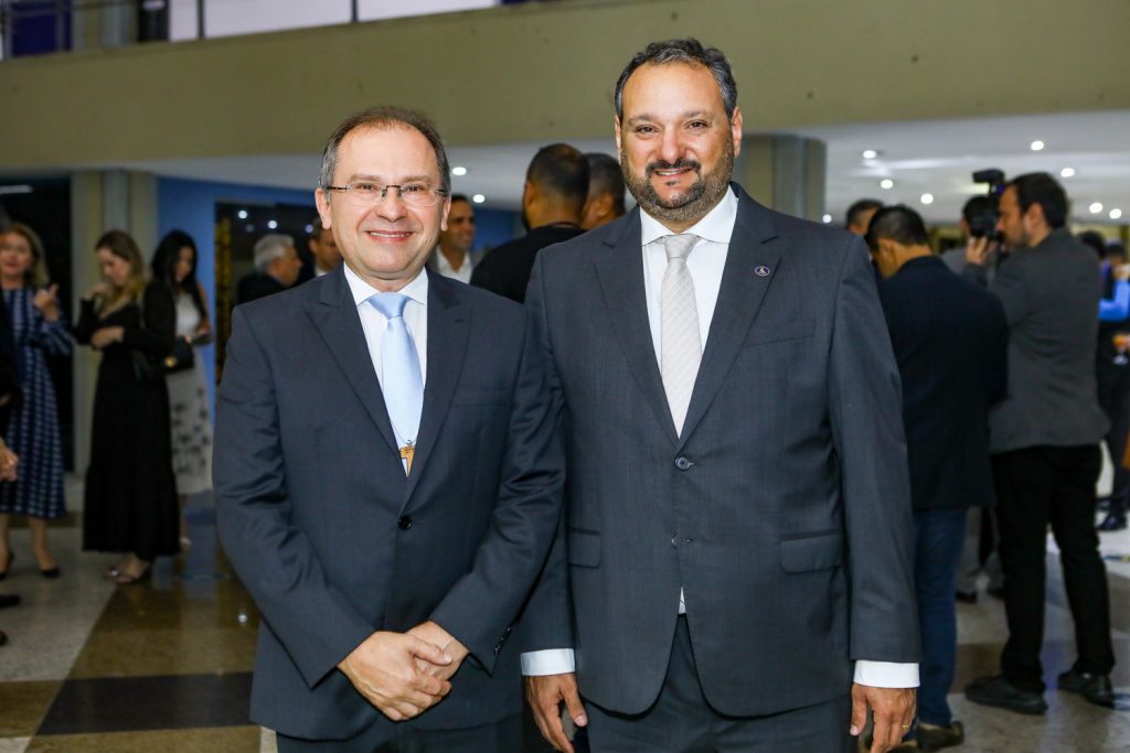 Carlos Prado E Patriolino Dias