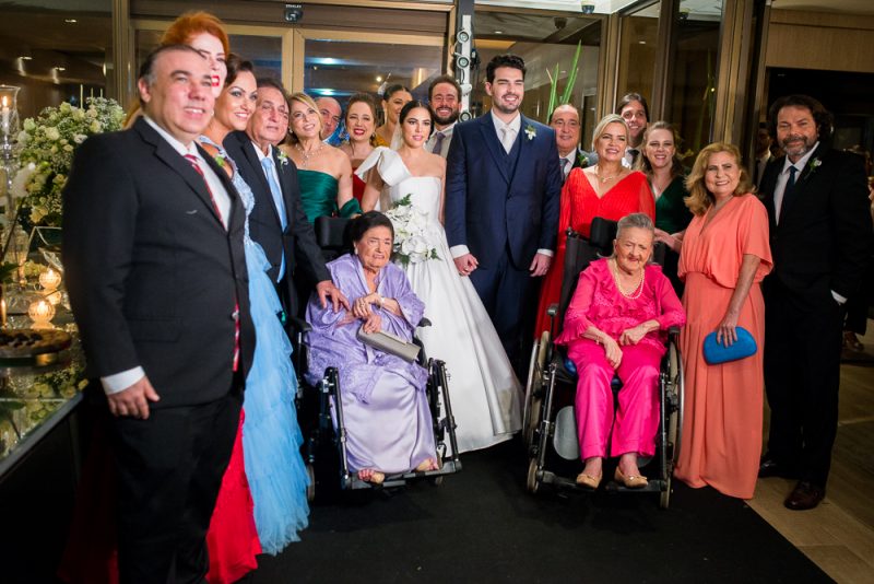 Chuva de arroz - Talyne Ximenes e Ítalo Bastos trocam alianças e celebram união no Hotel Gran Marquise