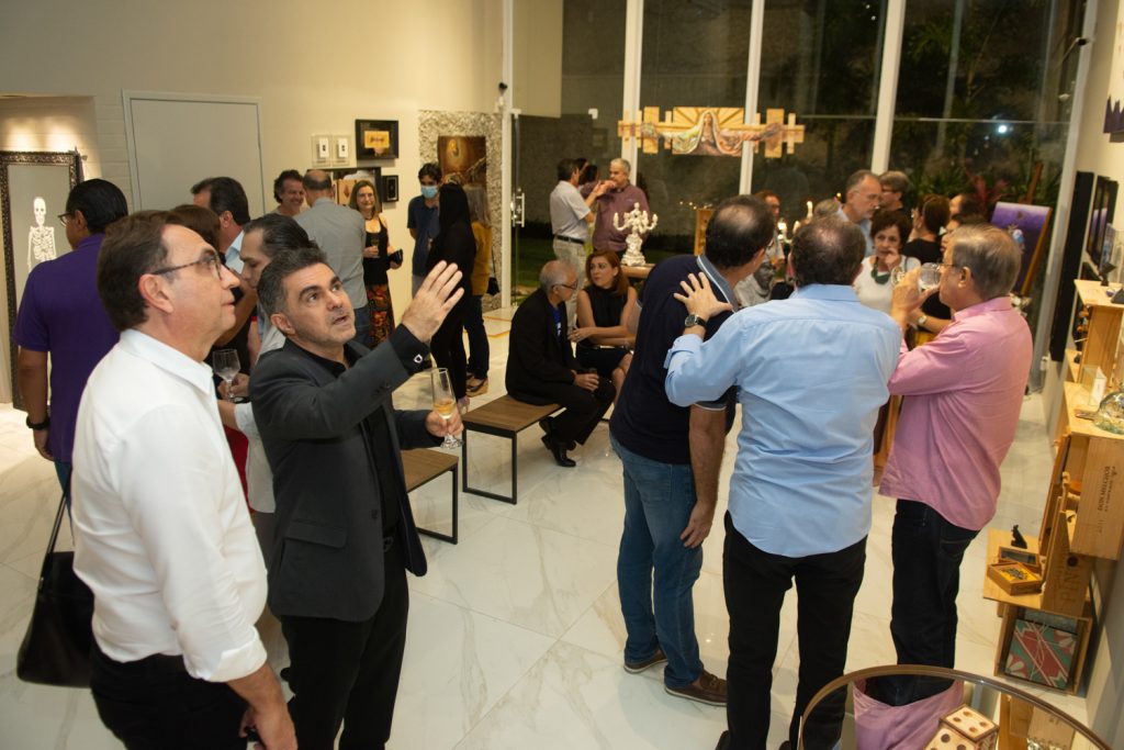 Coquetel De Lançamento Memento Mori De Isaac Furtado Na Galeria B. (22)