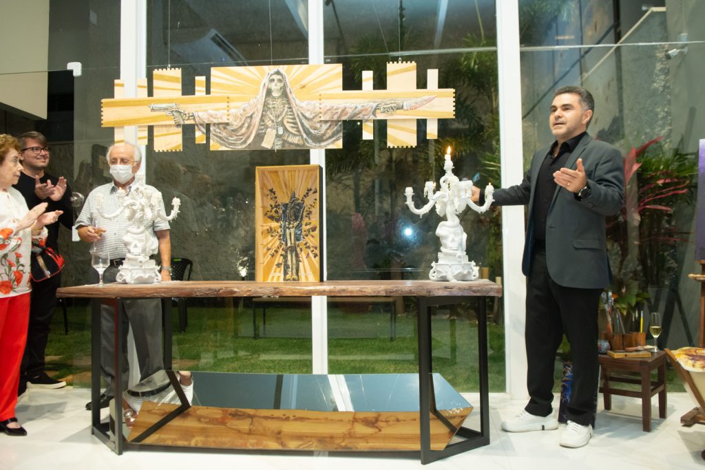 Coquetel De Lançamento Memento Mori De Isaac Furtado Na Galeria B. (3)