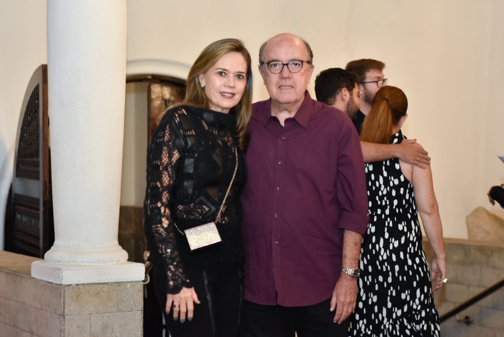 
				Cristiana e Fernando Esteves 
				