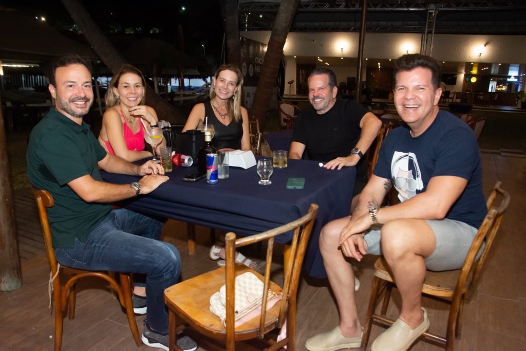 Danilo Serpa, Isabella Borges, Ana Wongal, Bira Borges E Gustavo Serpa (1)