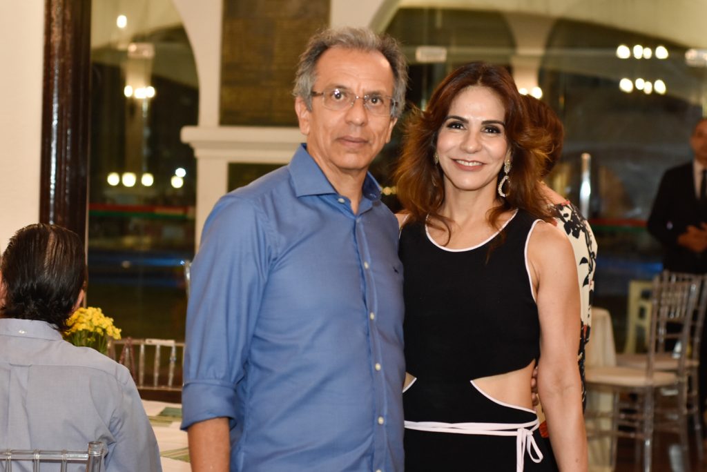 
				Eduardo e Sandra Rolim 
				
