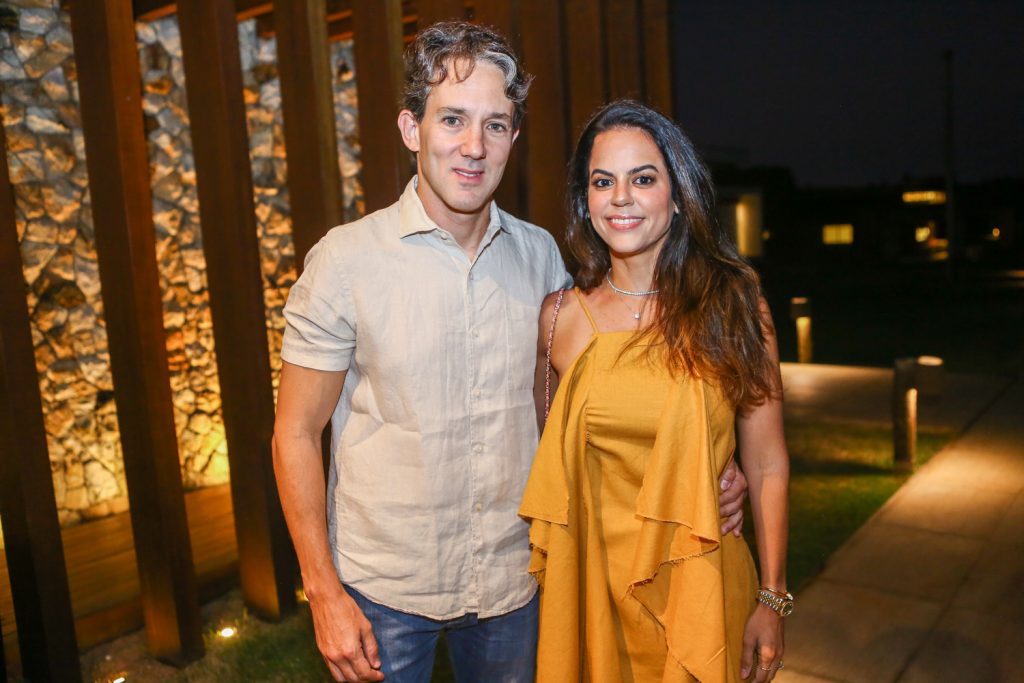 Fabio Corte Real E Manoela Tenorio