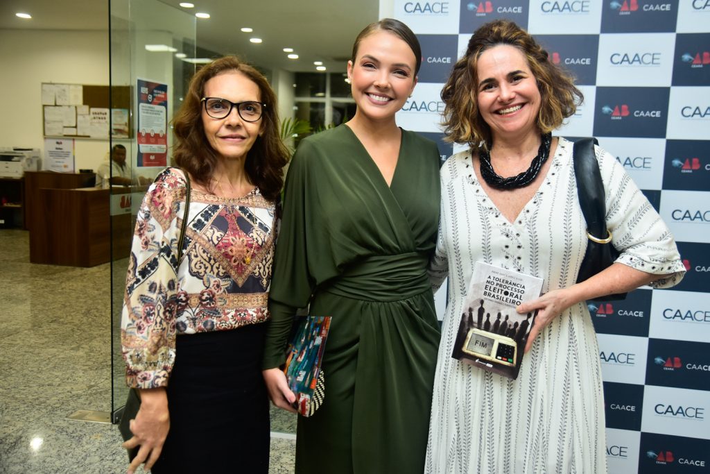 Fatima Barbosa, Tais Lopes E Adrienne Ramos Garcia
