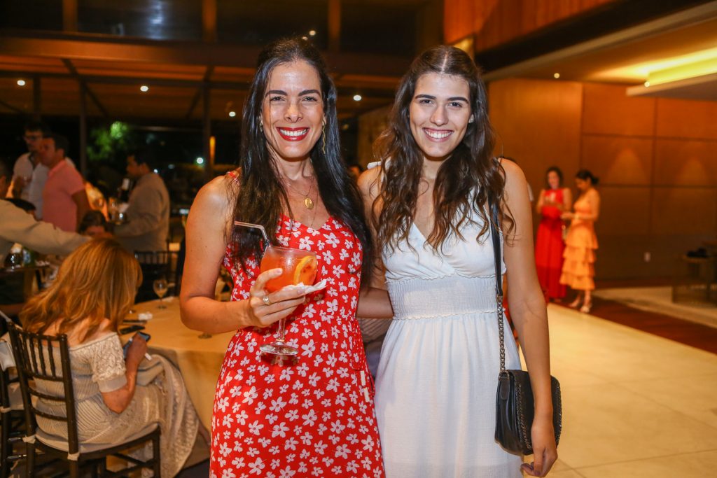 Heloisa E Maria Eduarda Telles