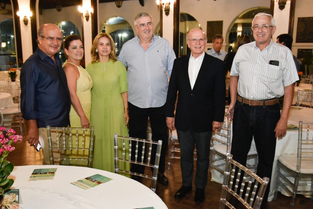 
				Huygens e Regina Garcia, Luis Frota, Paulo Rossas Mota e Magela Frota
				