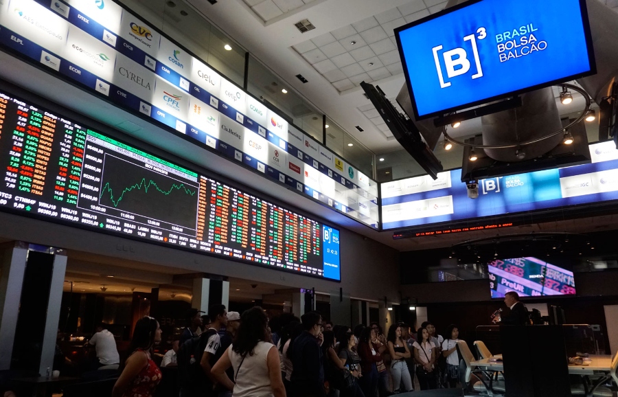 Ibovespa fecha positivo em agosto, aos 110 mil pontos, mas investidor deve ter cautela nestes próximos quatro meses