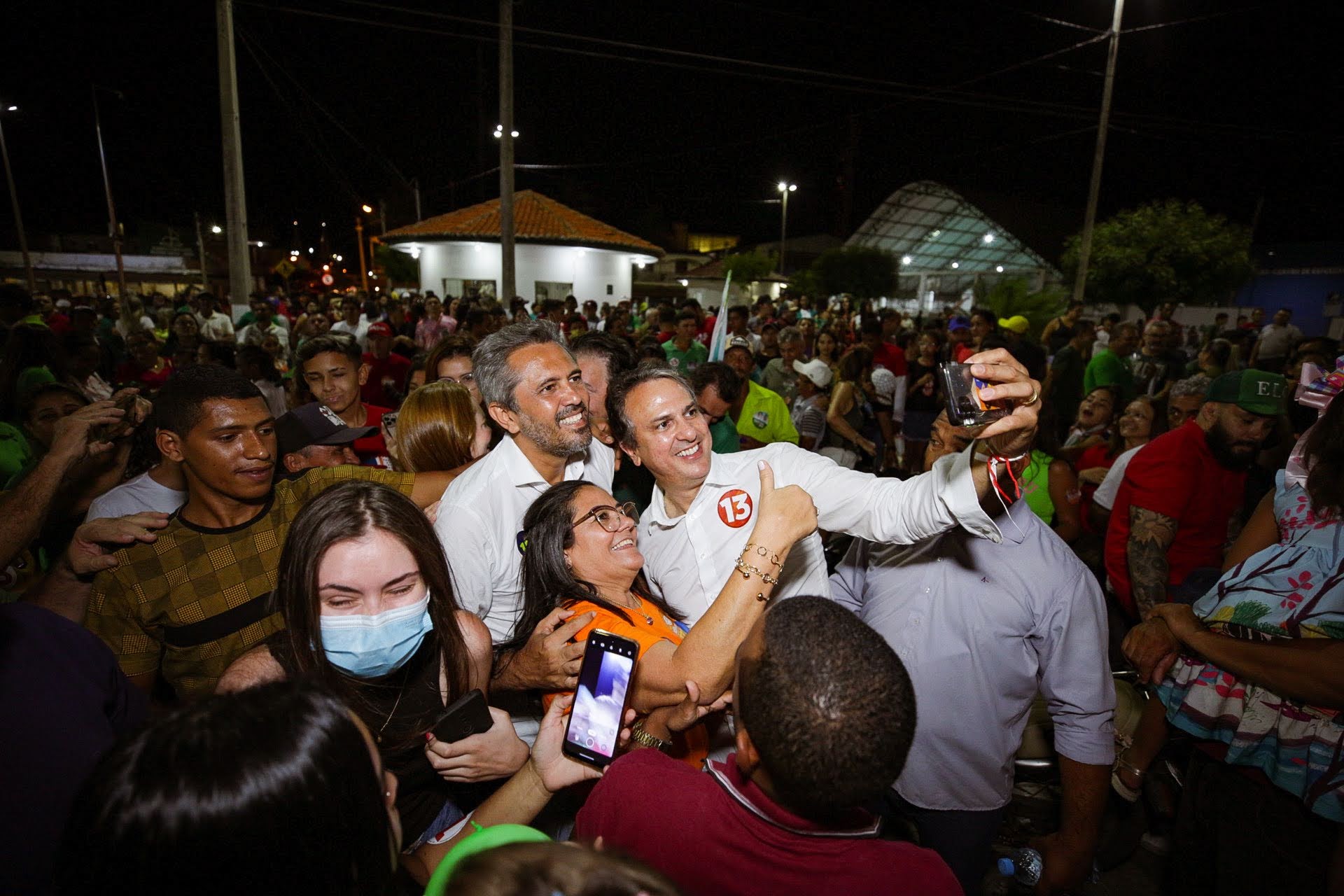 Elmano, Camilo e Jade participam de carreatas em Várzea Alegre e Lavras da Mangabeira