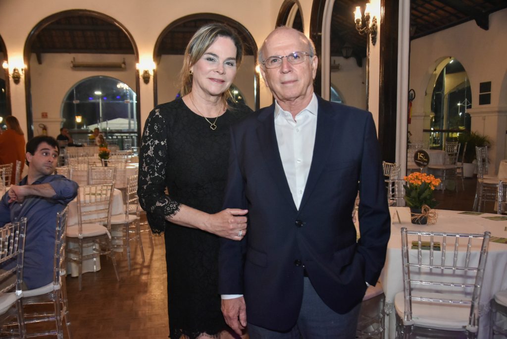 
				Jacqueline Mota e Paulo Rossas Mota 
				