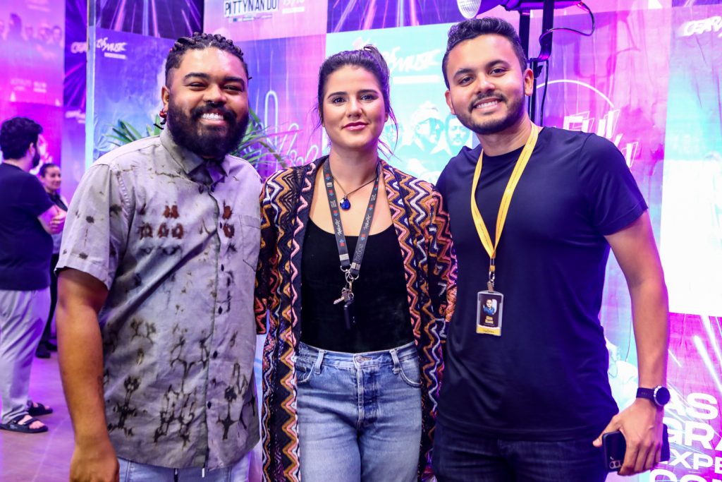 Jean De Carlo, Gabriela Parente E Elias Bruno