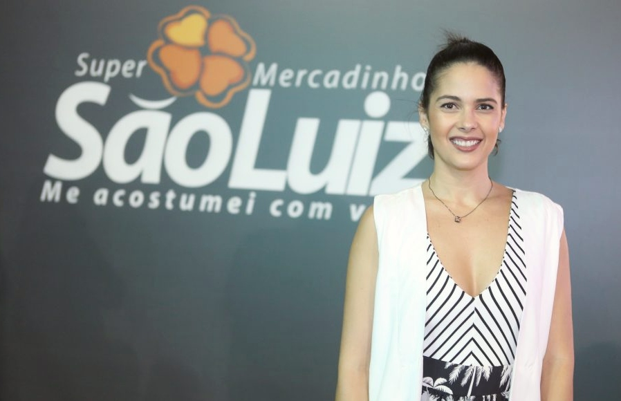 Joana Ramalho apresenta foodservice do São Luiz durante o Latam Retail Show