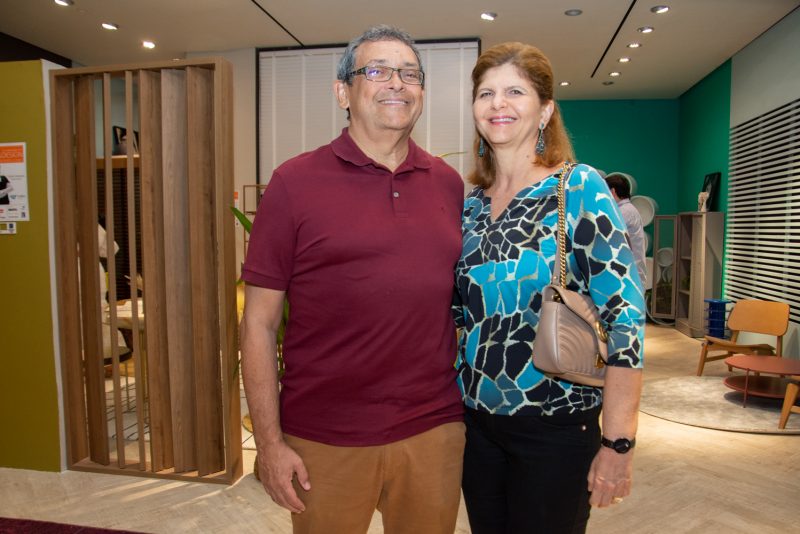 Soluções para pequenos espaços - Omar de Albuquerque pilota coquetel de abertura da Mostra 100% Design 2022