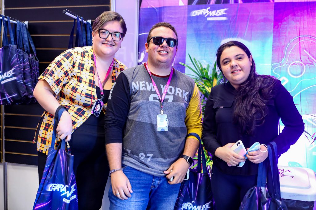 Karoline Vieira, Ronilson Moura E Juliana Coelho