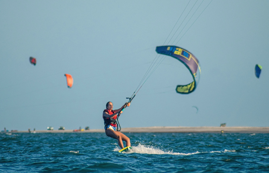 Turismo e economia em alta no Fortim devido à etapa nacional de kitesurf