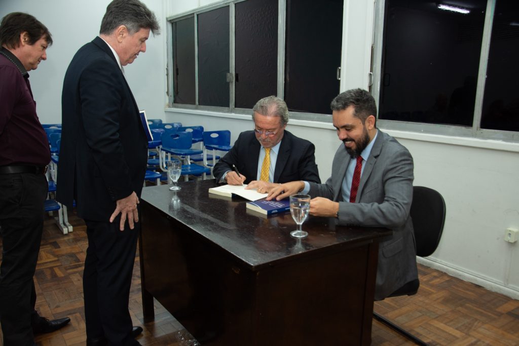 Lançamento Do Livro De Cândido Albuquerque E Sergio Rebouças (12)