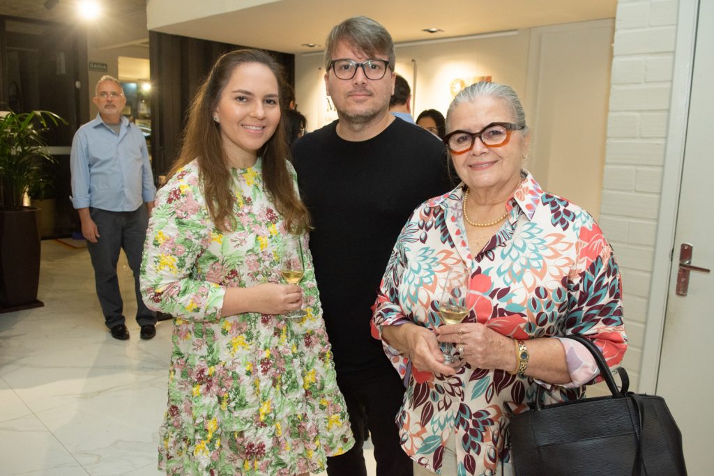 Larissa Ribeiro, Davi Távora E Leonice Távora