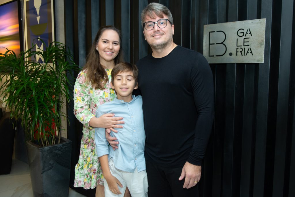 Larissa Ribeiro, Ravi E Davi Távora