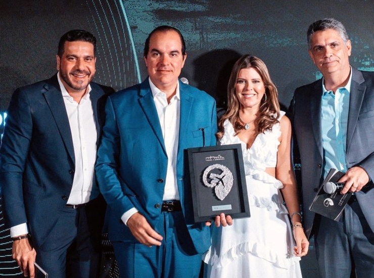 Leo Albuquerque celebra a premiação do BMG à GFT Credmais entregue em Israel