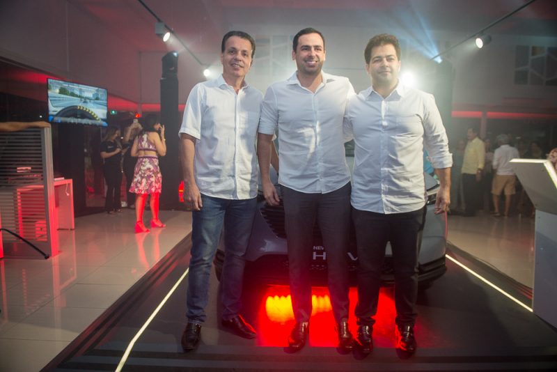 Supermáquina - Honda Novaluz recebe seletos convidados para conhecer de perto o novo HR-V