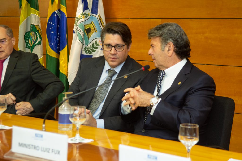 Leonardo Carvalho E Ministro Luiz Fux (2)