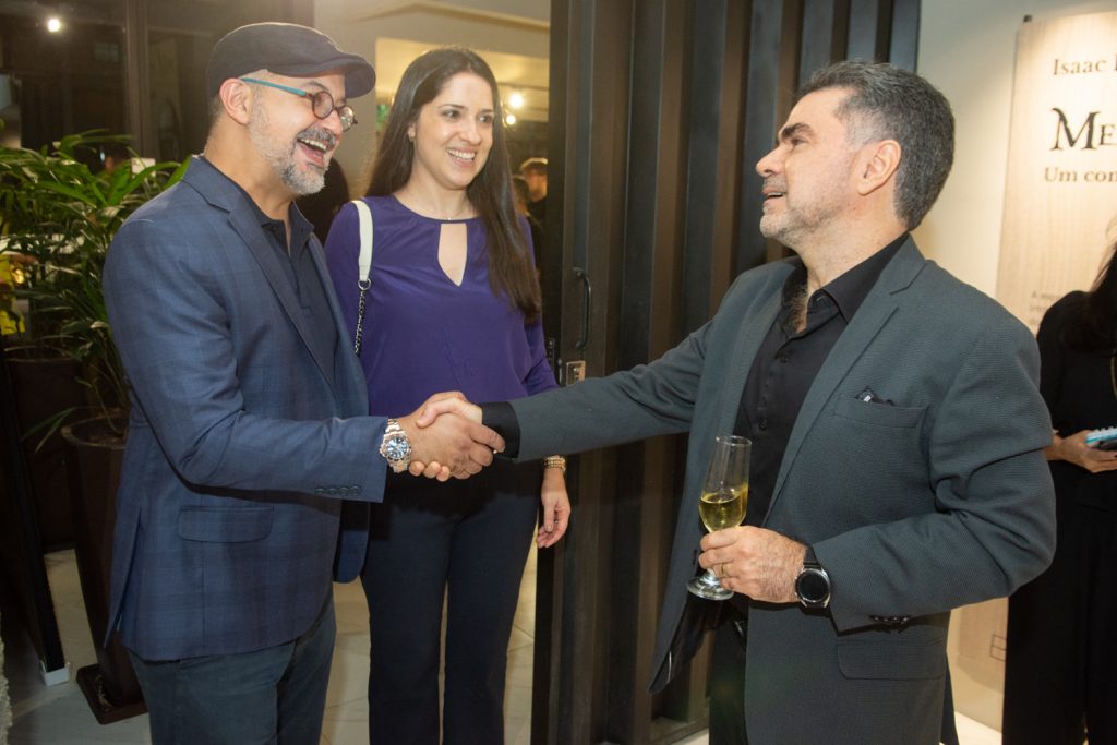 Marcio E Mara Crisóstomo, E Isaac Furtado (1)