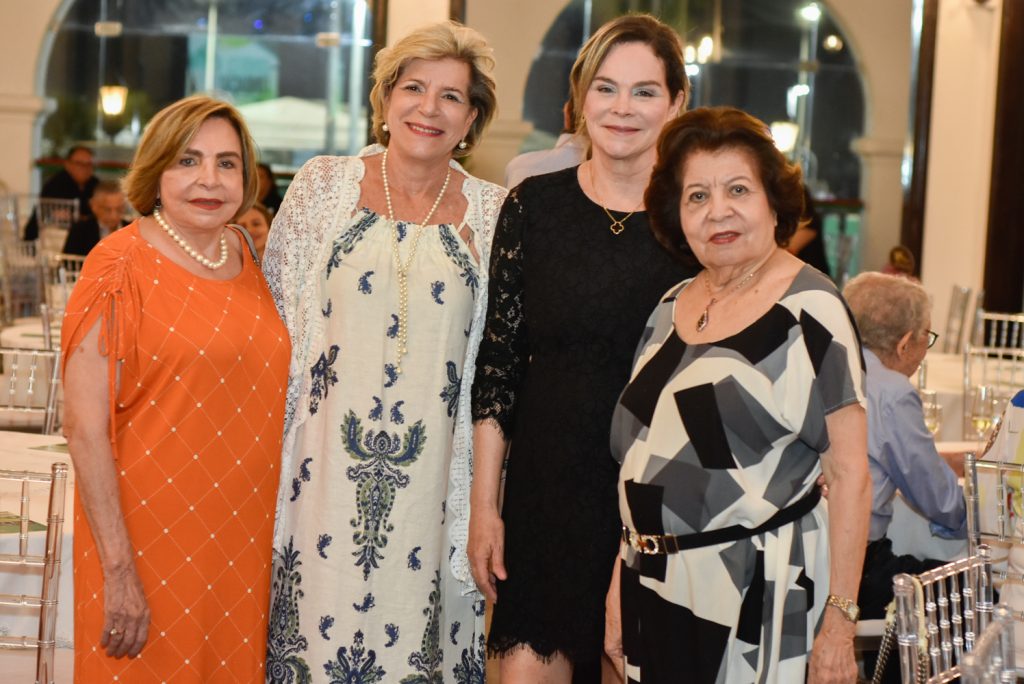 
				Marise Rolim, Stella Rodrigues, Jacqueline Mota e Edy Rolim 
				