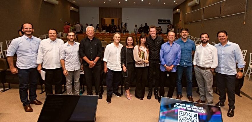 Gestores de todos os negócios do Grupo Marquise se reúnem em evento híbrido Gestores de todos os negócios do Grupo Marquise se reúnem em evento híbrido