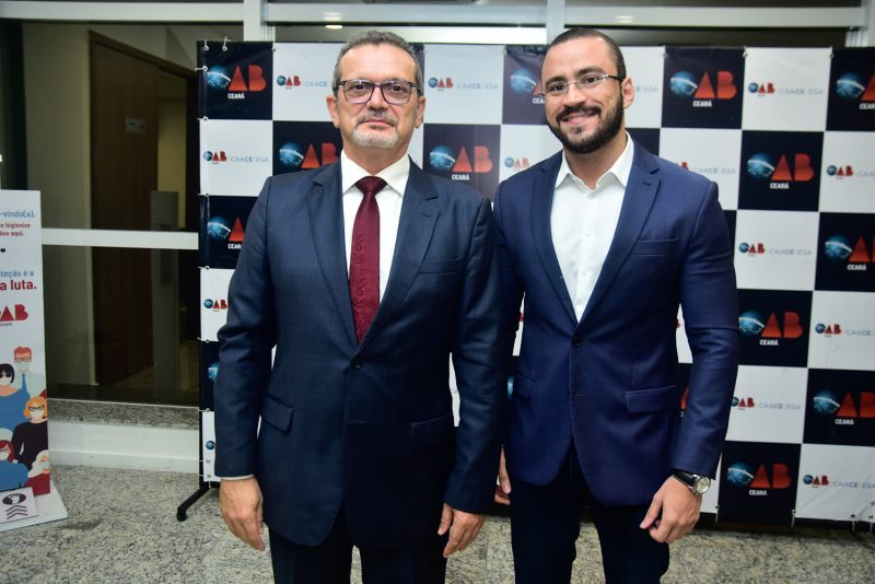contornos jurídicos e perspectivas - André Xerez pilota sessão de autógrafos do seu livro sobre a tolerância no processo eleitoral brasileiro