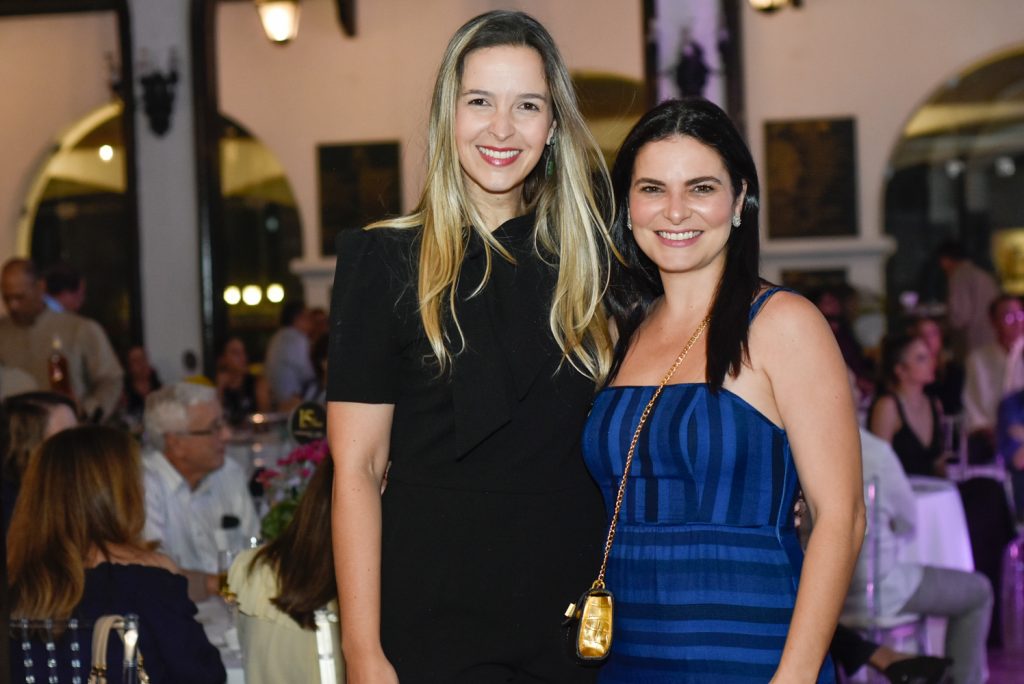 
				Naiana Philomeno e Ticiana Ferreira Gomes 
				