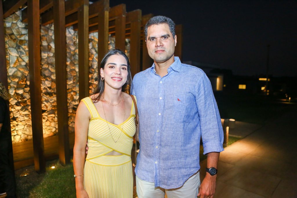 Natalia Bitencurt E Paulo Freire