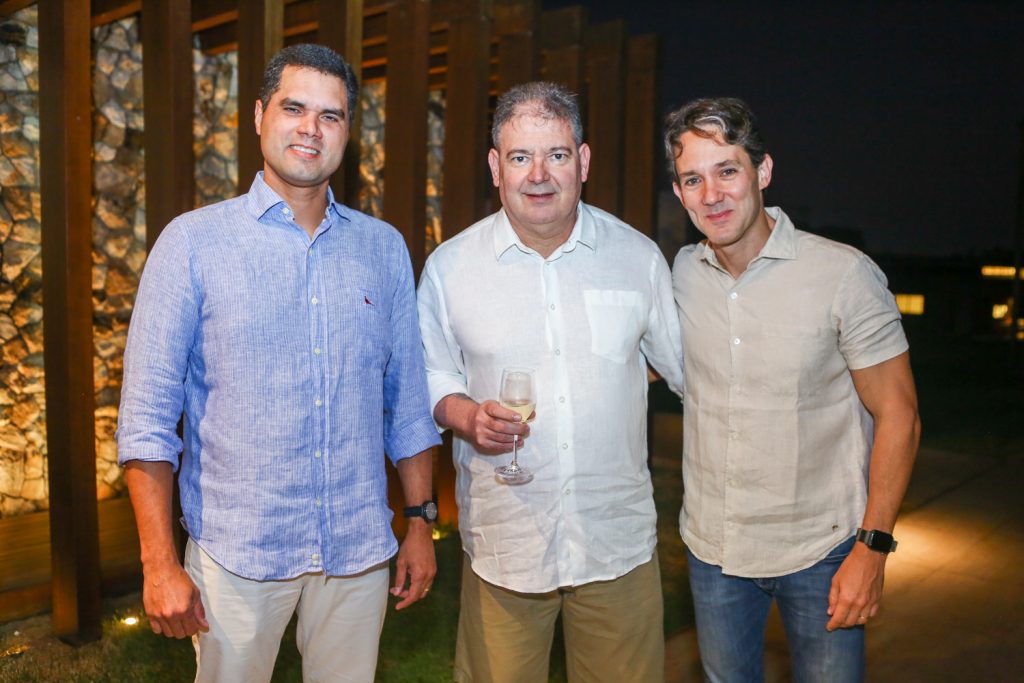 Paulo Freire,marcelo Canais E Fabio Corte Real