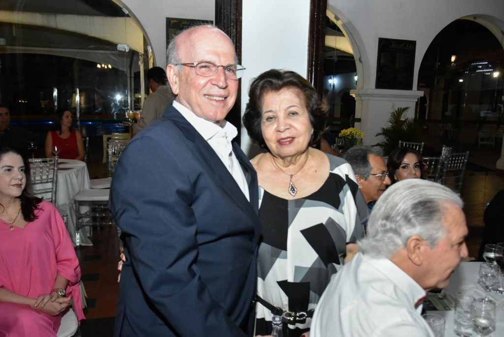 
				Paulo Rossas Mota e Edy Rolim 
				