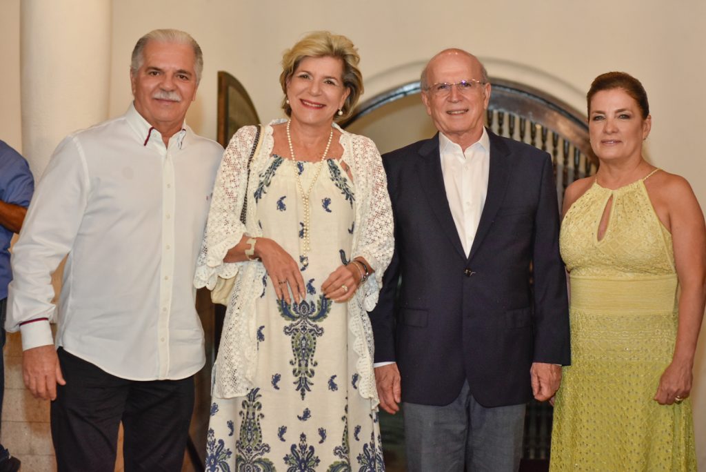 
				Pio Rodrigues, Stella Rolim, Paulo Rossas Mota e Regina Garcia 
				