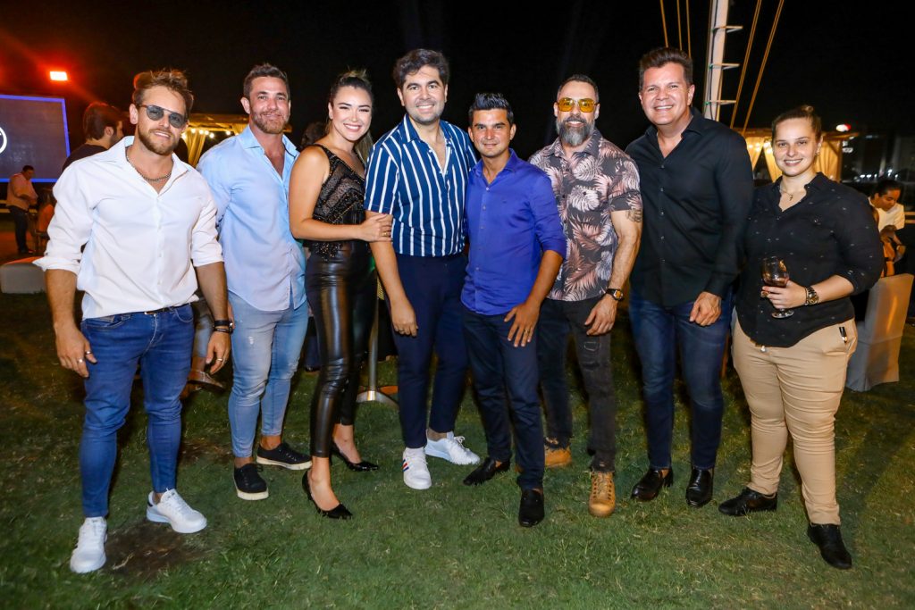 
				Programa In Connection Band 
				