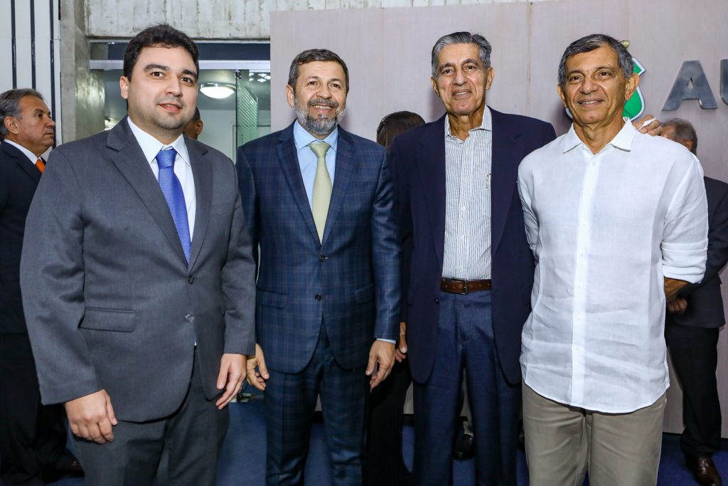 Rafael De Paula, Elcio Batista, Jose E Francisco Hissa