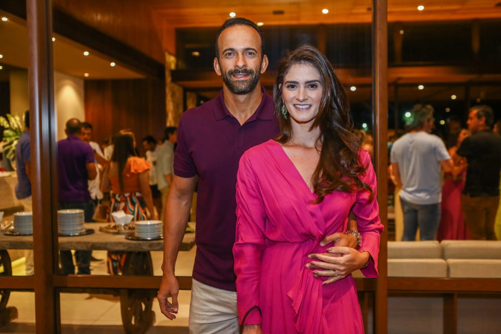 Rafael Ximenes E Mariana Mangela