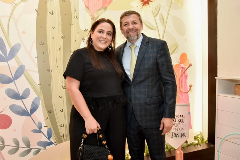 Soluções para pequenos espaços - Omar de Albuquerque pilota coquetel de abertura da Mostra 100% Design 2022