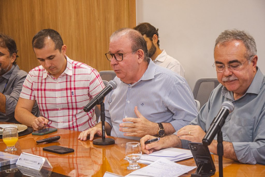 Ricardo Cavalcante E Assis Cavalcante (1)