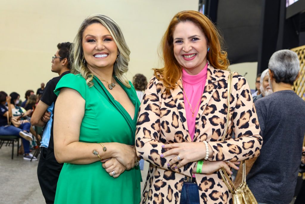 Stella Pavan E Enide Camara