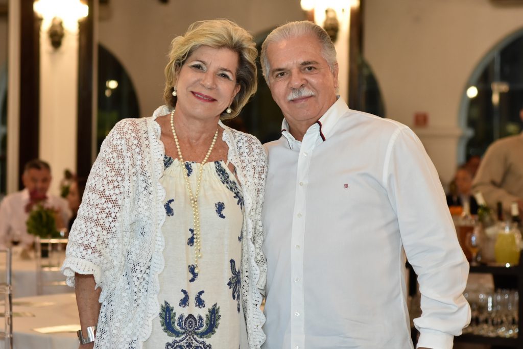 
				Stella Rolim e Pio Rodrigues 
				