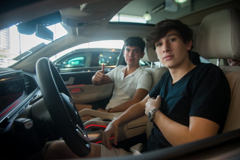 1º meeting Newsedan - Newsedan Mercedes-Benz promove passeio de luxo exclusivo para os apreciadores da marca