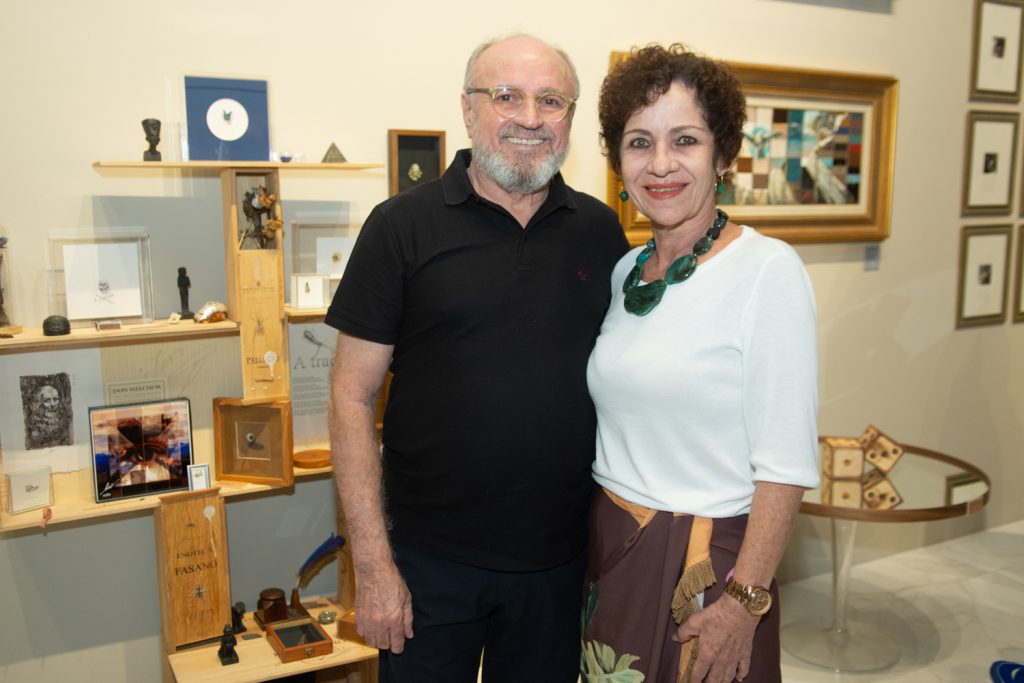 Vando Figueiredo E Lilia Quinderé