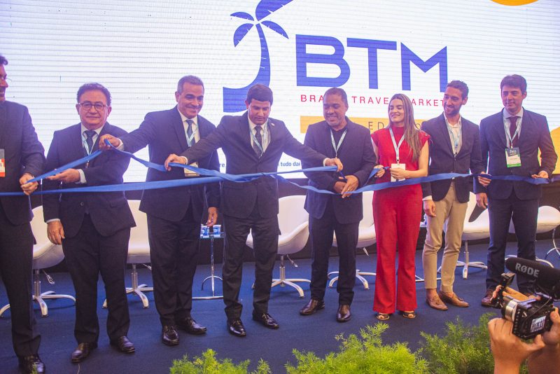 Solenidade - Abertura do Brazil Travel Market reúne ministro do Turismo e autoridades regionais no Centro de Eventos