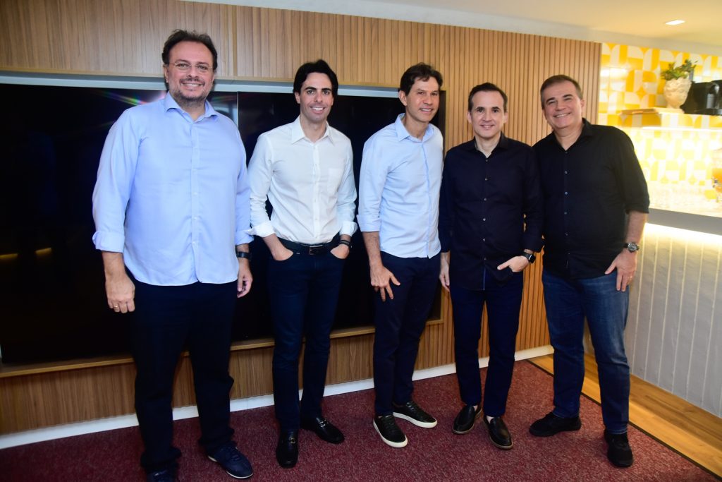 Adriano Nogueira, Diego Villar, Gustavo Dubeux, Fernando Amorim E Ricardo Bezerra (1)