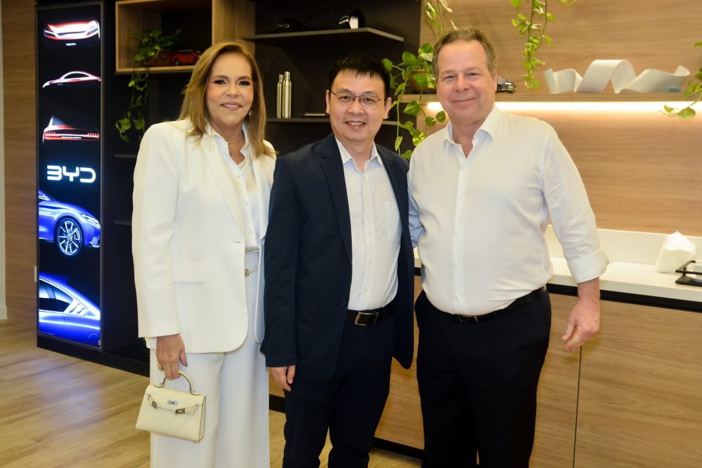 Ailza Ventura, Tyler Li E Francisco Ventura (2)