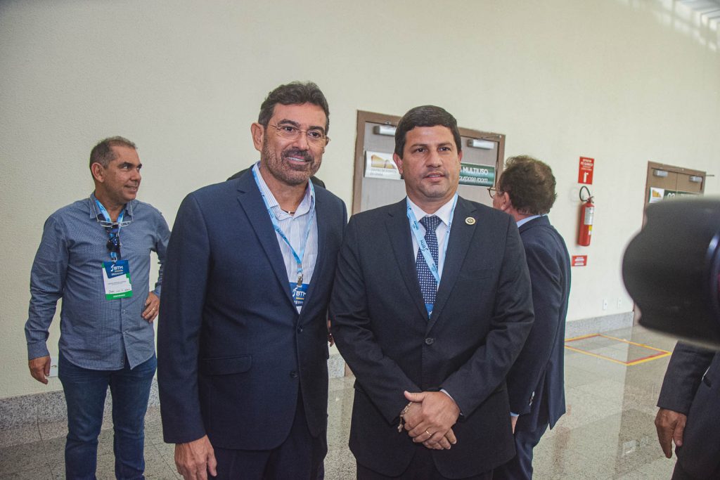 Alexandre Pereira E Carlos Brito